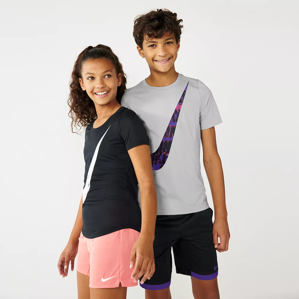 Boys 8-20 Nike Dri-FIT Brandmark Tee 9 Boys 8-20 Nike Dri-FIT Brandmark Tee - Image 7