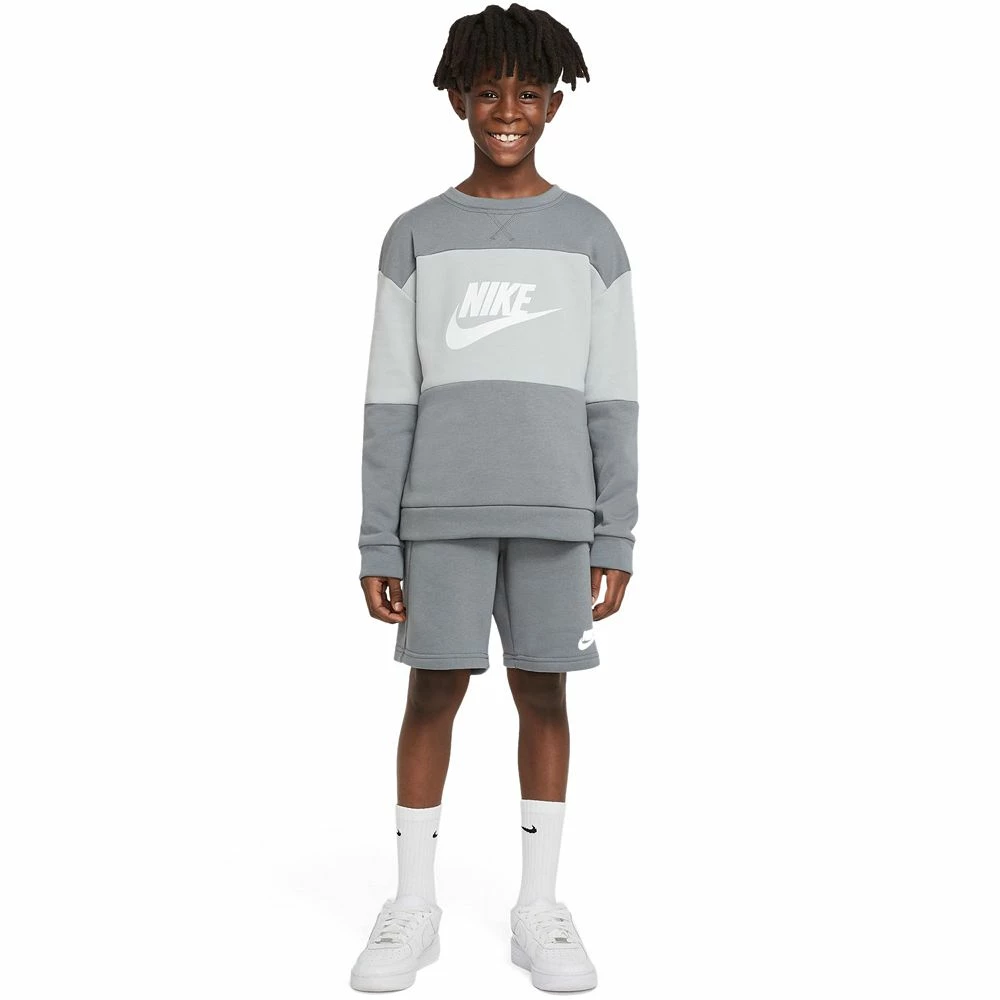 Boys 8-20 Nike French-Terry Fleece Sweatshirt & Shorts Tracksuit 4 Boys 8-20 Nike French-Terry Fleece Sweatshirt & Shorts Tracksuit - Image 2